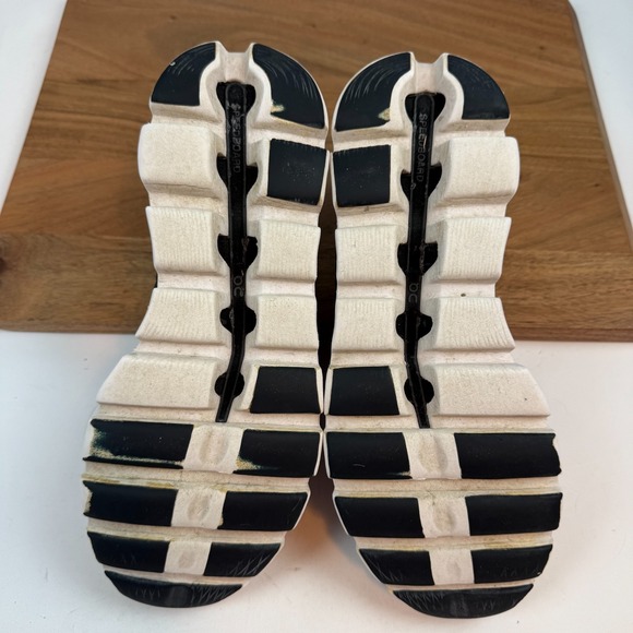 Mens On Cloudswift Black Knit Athletic Gym Running Sneakers Shoes Size 9.5 M GUC - Picture 7 of 8